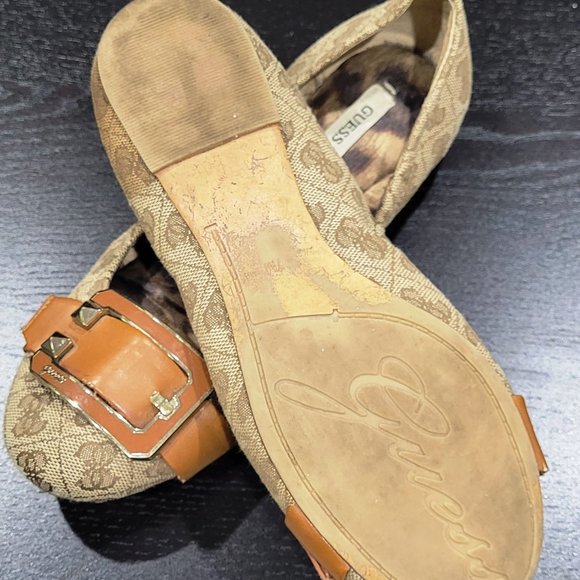 Guess Beige and Brown Flats - Picture 4 of 4
